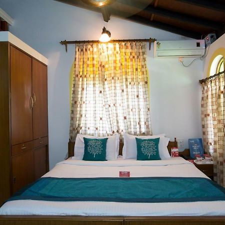 Bribon Guest House Калангуте Екстериор снимка