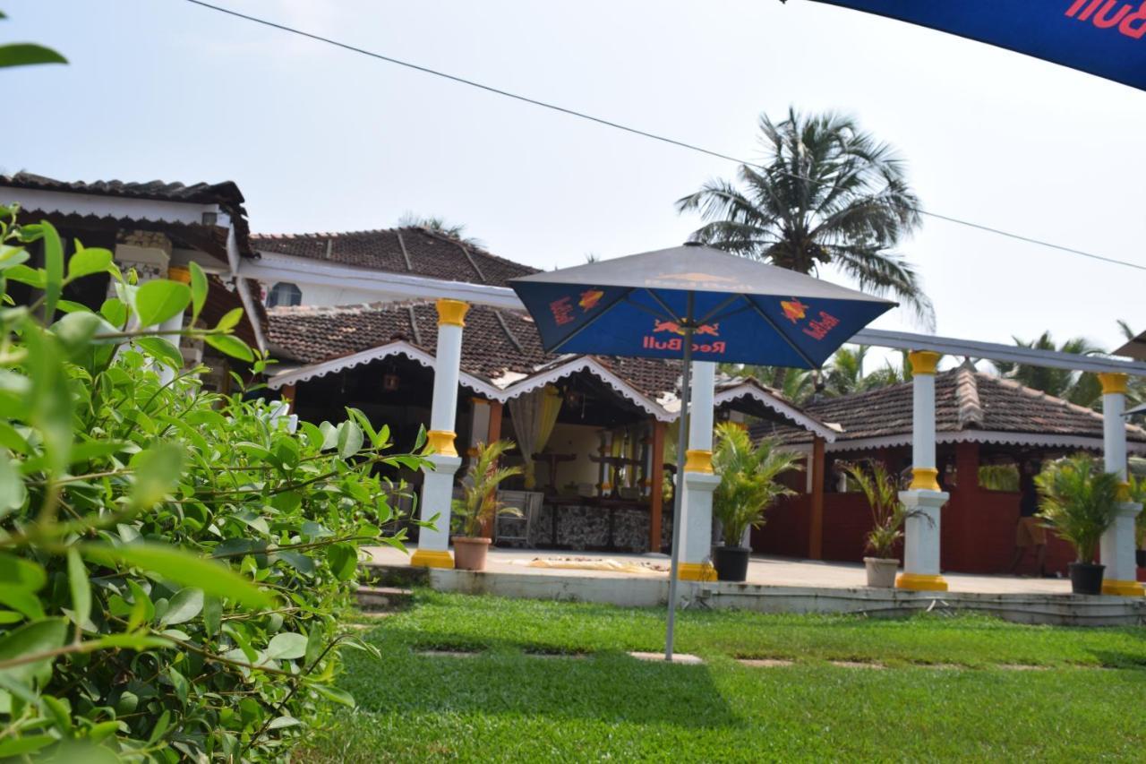 Bribon Guest House Калангуте Екстериор снимка