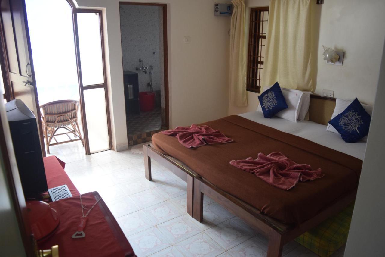 Bribon Guest House Калангуте Екстериор снимка