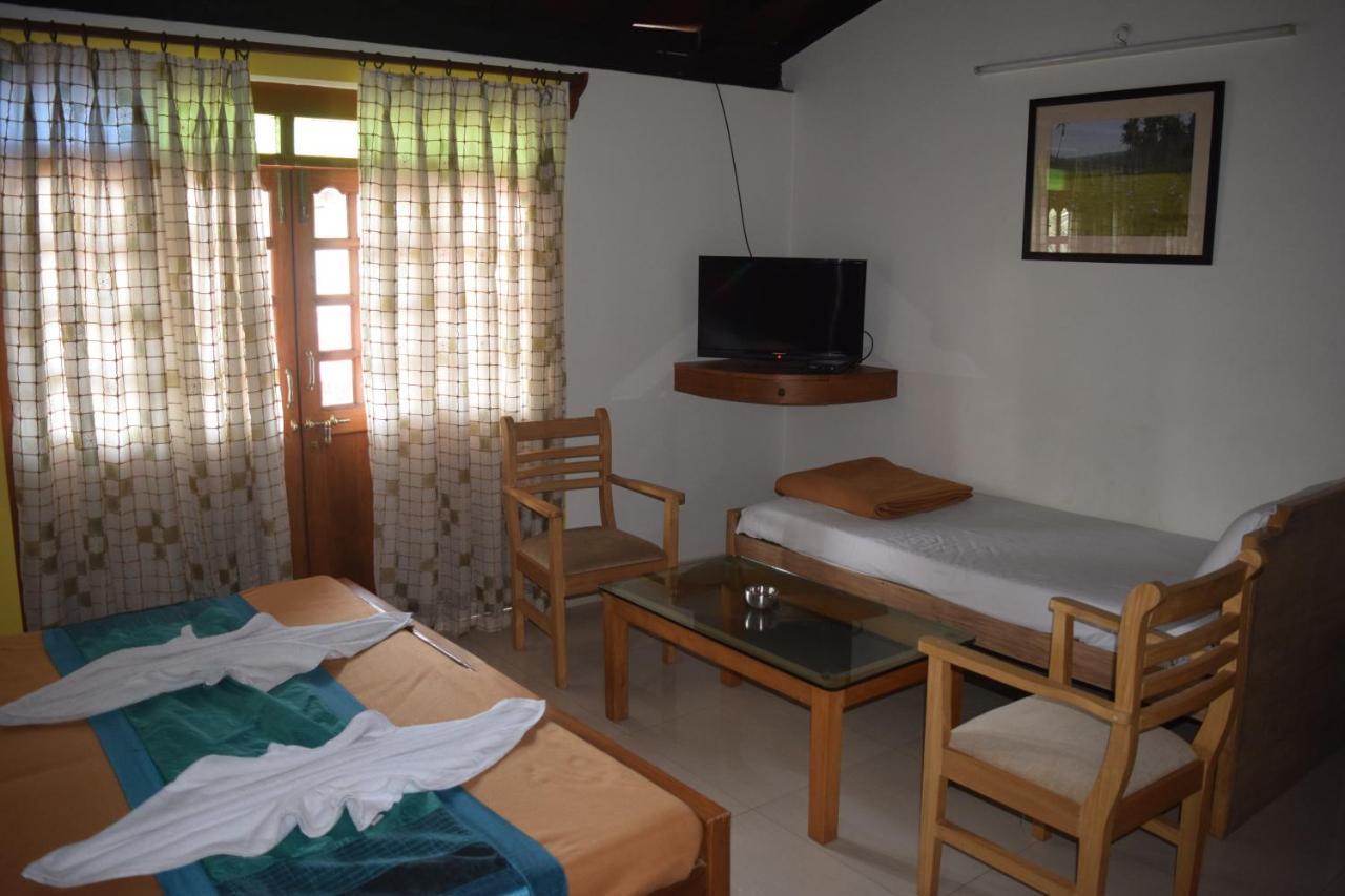 Bribon Guest House Калангуте Екстериор снимка